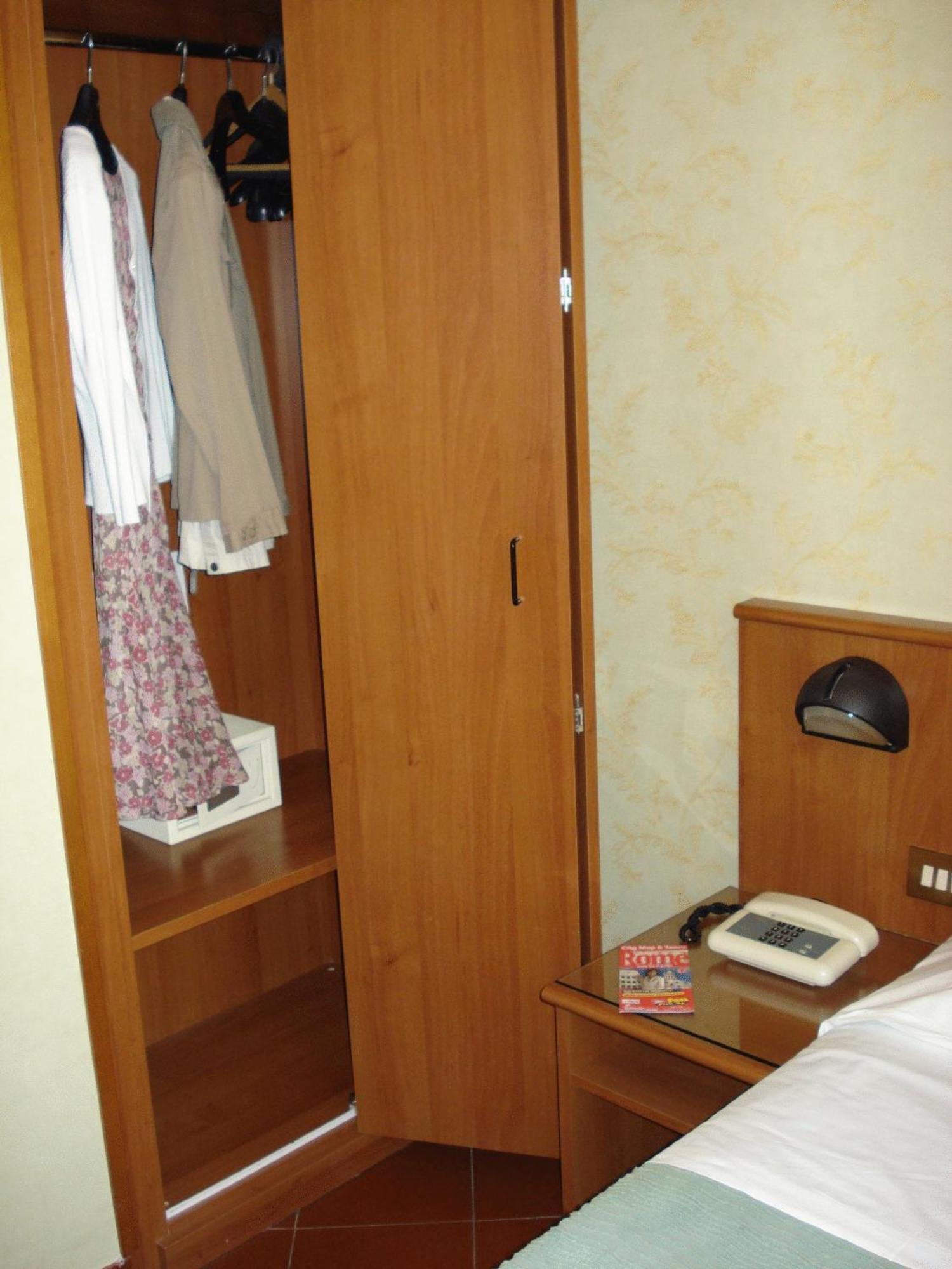 Hotel Corona Roma Ngoại thất bức ảnh